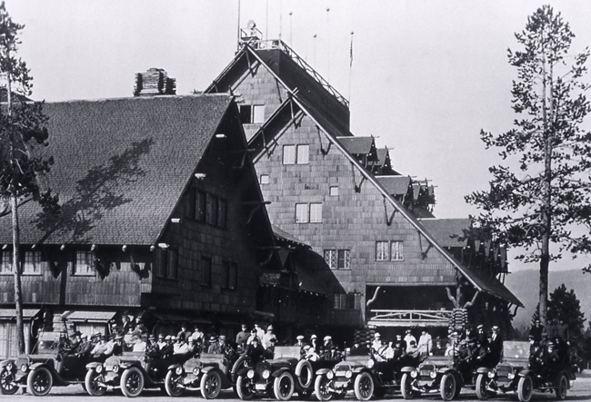 Old Faithful Lodge, Yellowstone National Park, 1903; Wyoming; Robert  Reamer. Arts and Crafts.