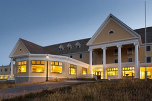 Lake Yellowstone Hotel