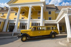 Lake Yellowstone Hotel and historic yellow bus