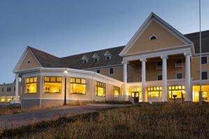 Lake Yellowstone Hotel