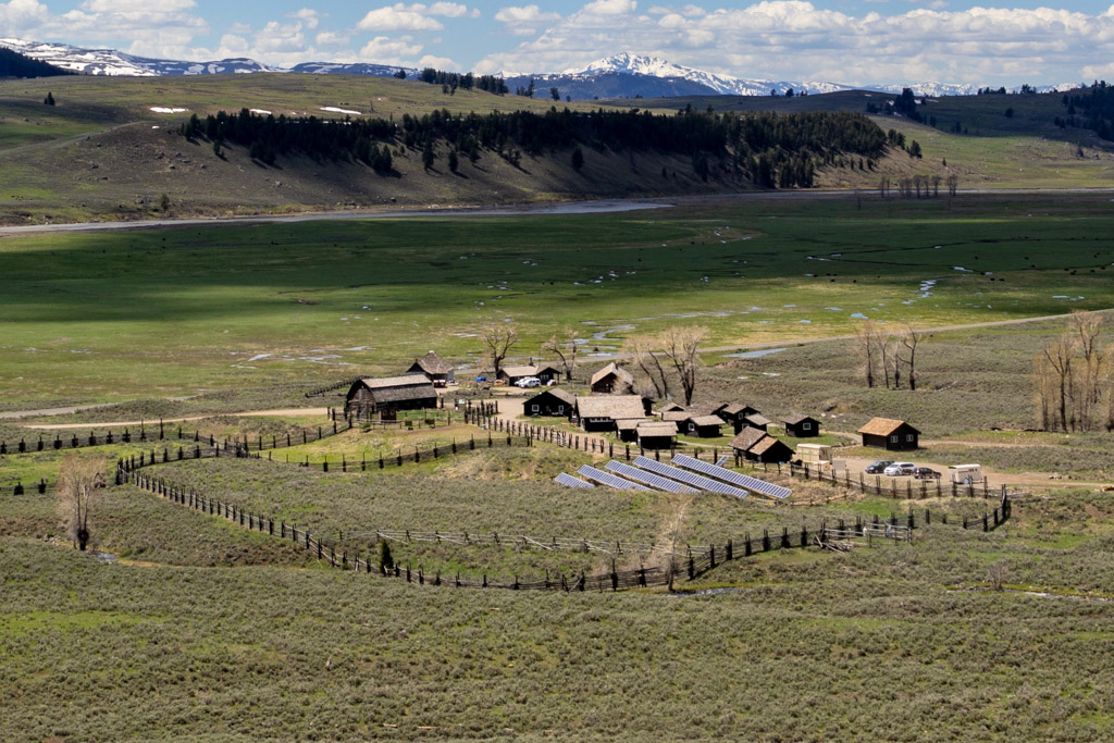 Lamar Buffalo Ranch - Lamar Valley Overlook