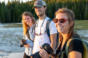 79_2019SUM_FieldSeminars_190811_NavigatingtheWondersofYellBackcountry4_300x200