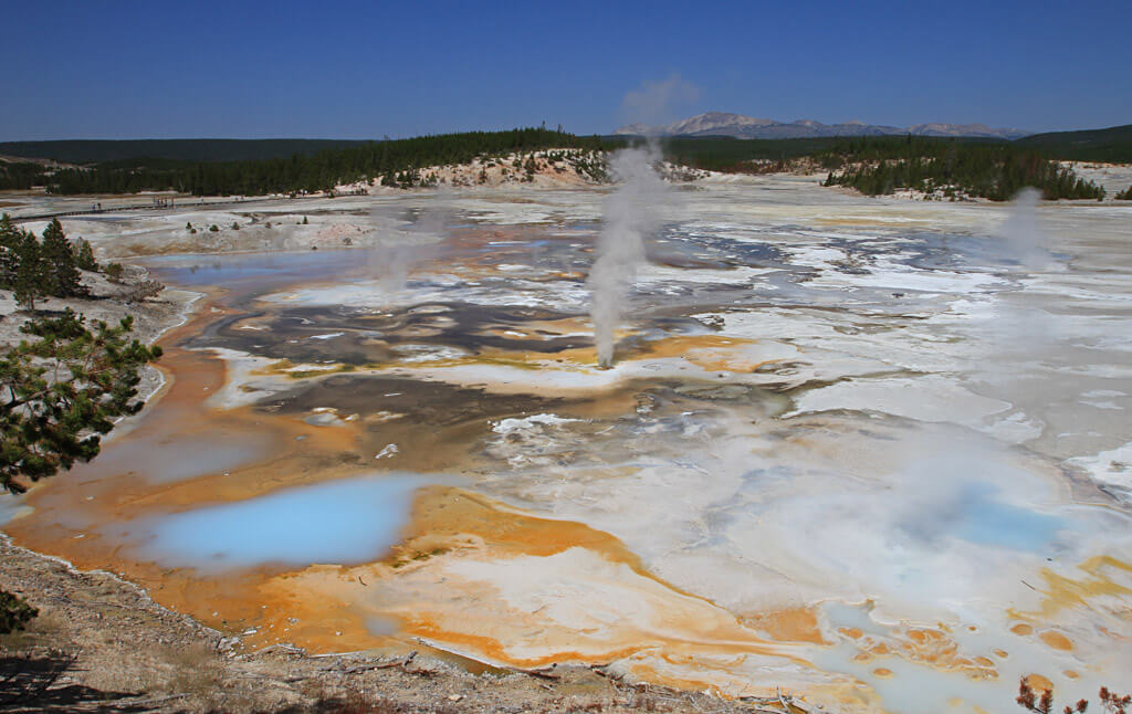 norris-geyser-basin-nps-jim-peaco