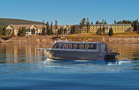 summer-lake-queen-II-445x290 summer-lake-queen-II-445x290